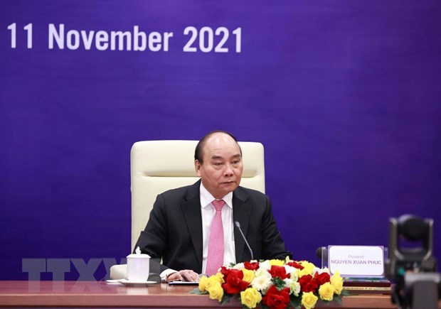 President attends dialogue between APEC leaders and ABAC